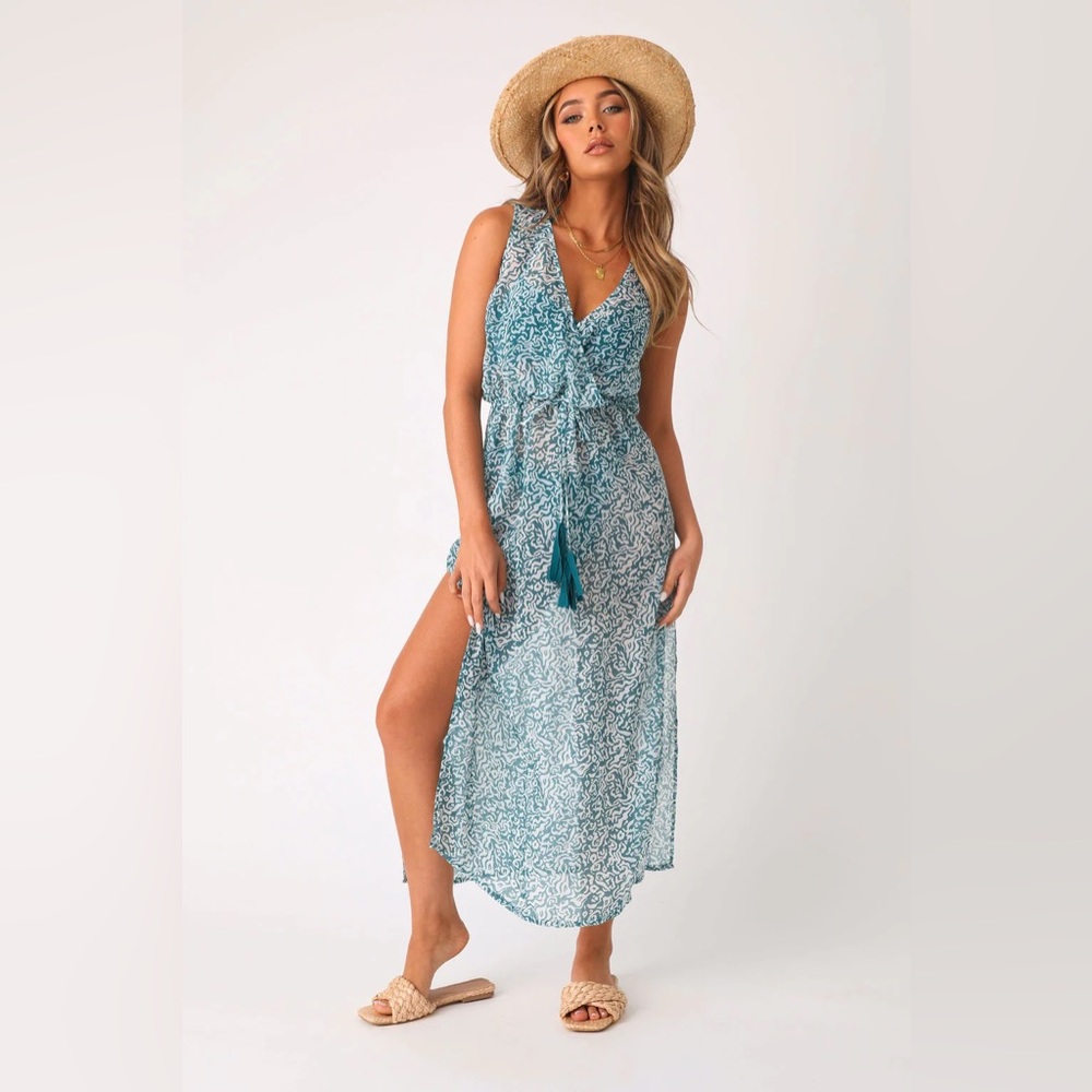 Kittenish High Tide cover up